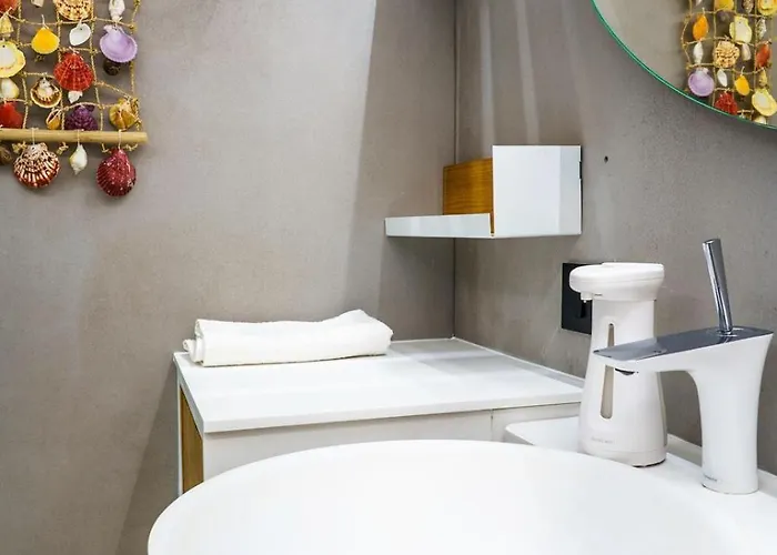 La Casita By Dado Daire